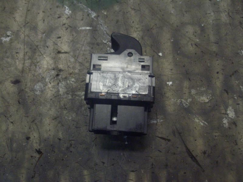 Recambio de mando elevalunas delantero derecho para peugeot 307 (s1) xs referencia OEM IAM   