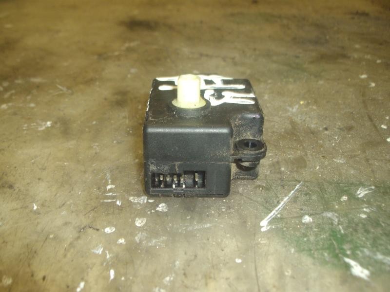 Recambio de motor apertura trampillas climatizador para peugeot 307 (s1) xs referencia OEM IAM   