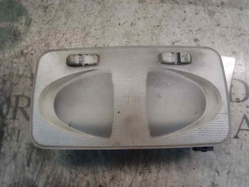Recambio de piloto interior para fiat punto berlina (188) 1.2 cat referencia OEM IAM   