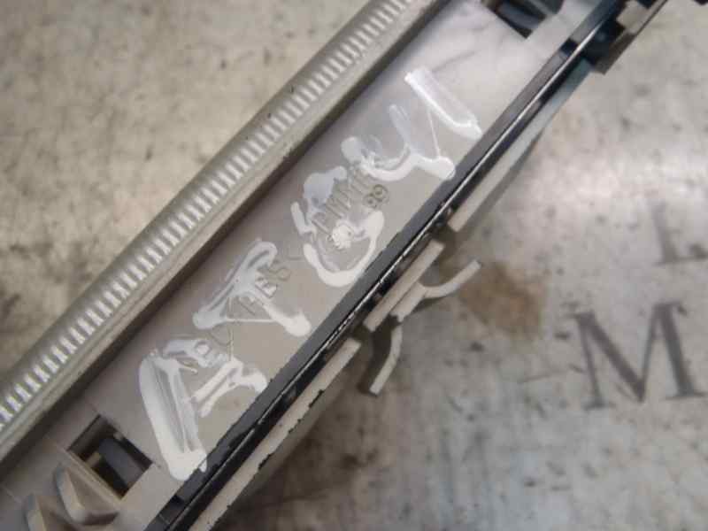 Recambio de piloto interior para fiat punto berlina (188) 1.2 cat referencia OEM IAM   