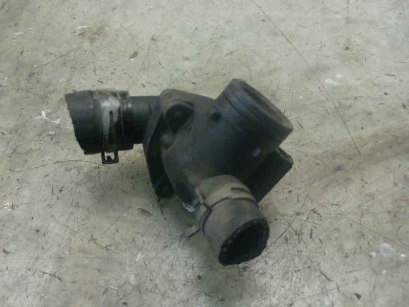 Recambio de termostato para ford transit mod.2000 caja abierta ft 300 2.0 medio referencia OEM IAM   