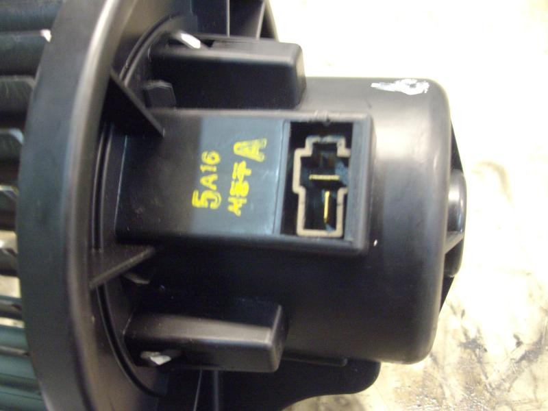 Recambio de motor calefaccion para kia rio ls berlina (5-ptas.) referencia OEM IAM   