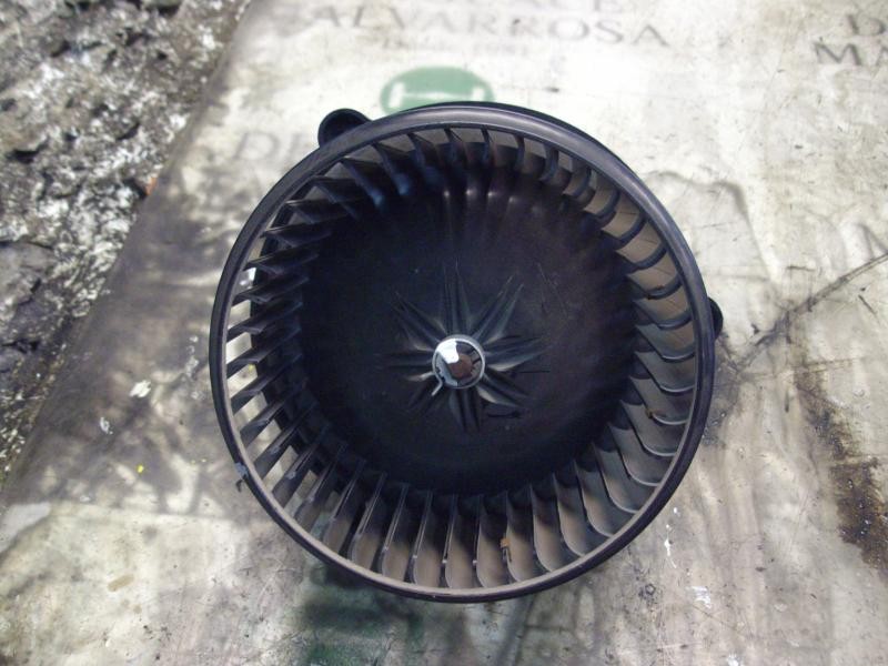 Recambio de motor calefaccion para kia rio ls berlina (5-ptas.) referencia OEM IAM   