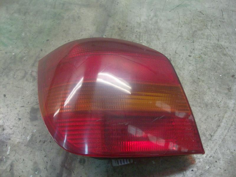 Recambio de piloto trasero izquierdo para ford fiesta berl./courier 1.8 diesel referencia OEM IAM   