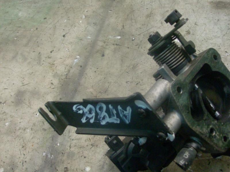 Recambio de caja mariposa para kia shuma ii 1.6 ls berlina portón referencia OEM IAM   