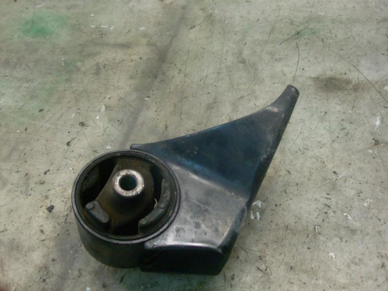 Recambio de soporte cambio para kia shuma ii 1.6 ls berlina portón referencia OEM IAM   