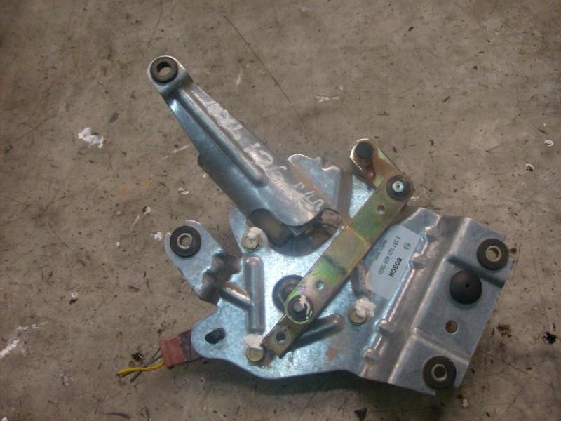 Recambio de motor limpia trasero para citroën berlingo 1.9 diesel referencia OEM IAM   