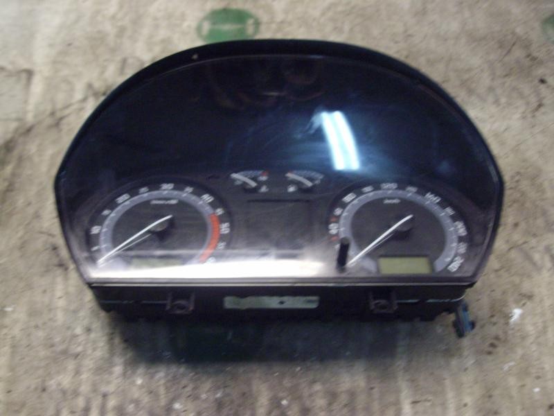 Recambio de cuadro instrumentos para skoda fabia (6y2/6y3) comfort line referencia OEM IAM   