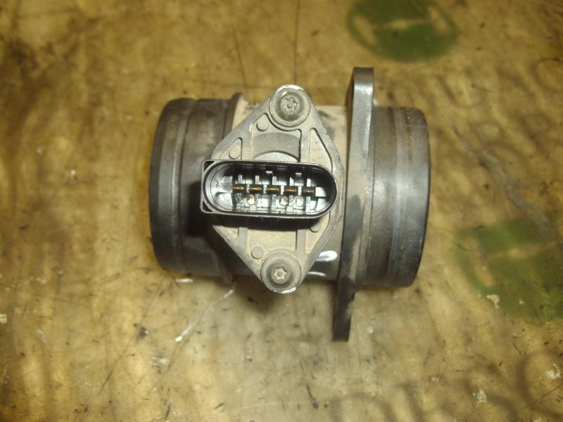 Recambio de caudalimetro para volkswagen polo berlina (6n2) trendline referencia OEM IAM   