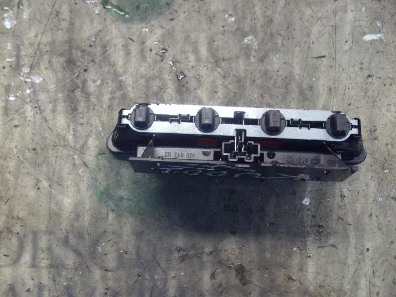 Recambio de piloto trasero central para mercedes-benz clase a (w168) 170 cdi (168.008) referencia OEM IAM   