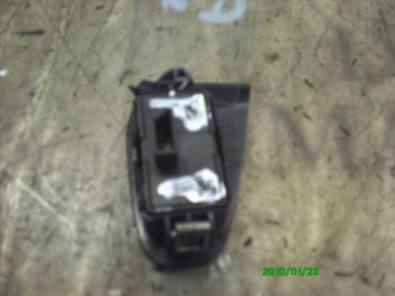 Recambio de mando elevalunas delantero derecho para fiat stilo (192) 1.6 16v cat referencia OEM IAM 735297082  