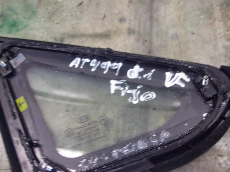Recambio de cristal custodia delantero izquierdo para kia carens (un) emotion referencia OEM IAM 878701D000  