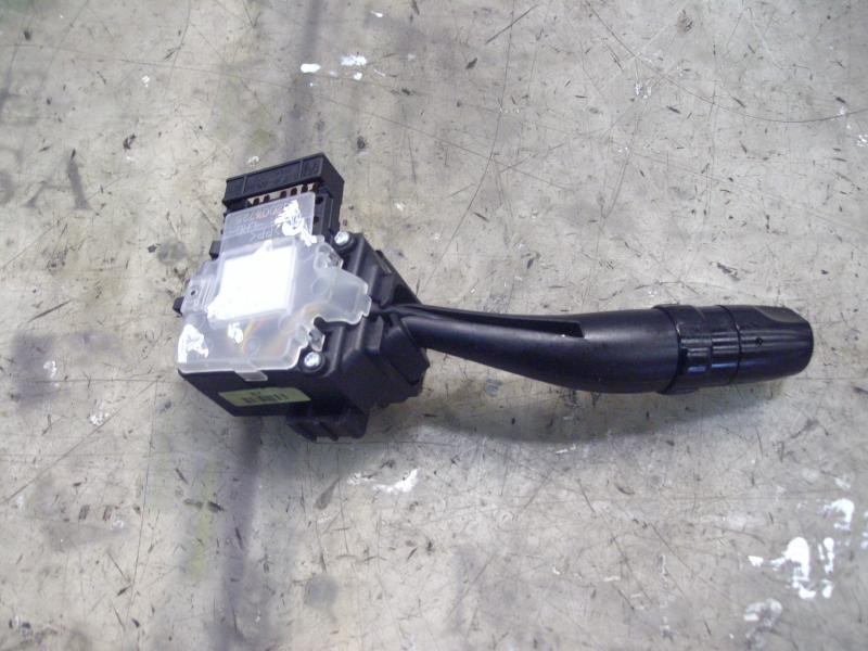 Recambio de mando limpia para kia carens (un) emotion referencia OEM IAM 934201D100 202004726 202004726