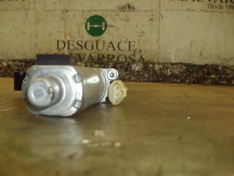 Recambio de motor elevalunas delantero derecho para kia carens (un) emotion referencia OEM IAM 824601D000 F00S1A2610 F00S1A2610