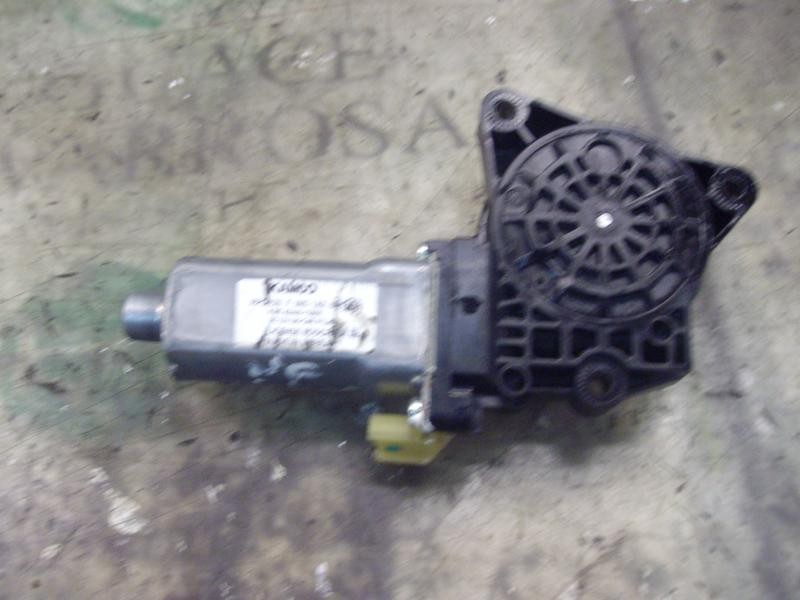 Recambio de motor elevalunas delantero izquierdo para kia carens (un) emotion referencia OEM IAM 824501D000 F00S1A260 F00S1A260