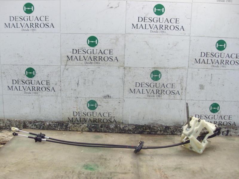 Recambio de palanca cambio para kia carens (un) emotion referencia OEM IAM 437001D100  