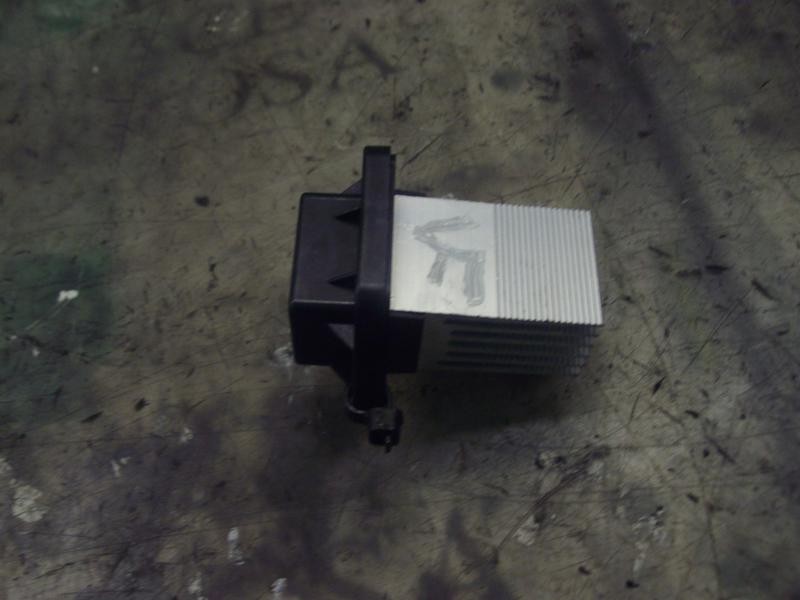 Recambio de resistencia calefaccion para kia carens (un) emotion referencia OEM IAM 971791G000  