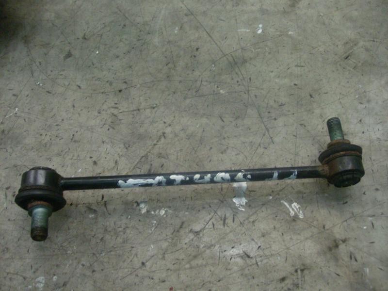 Recambio de tirante delantero derecho para kia carens (un) emotion referencia OEM IAM 548302G000  