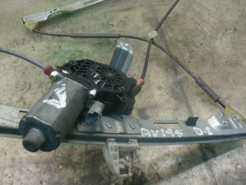 Recambio de elevalunas delantero izquierdo para peugeot 206 berlina xt referencia OEM IAM   