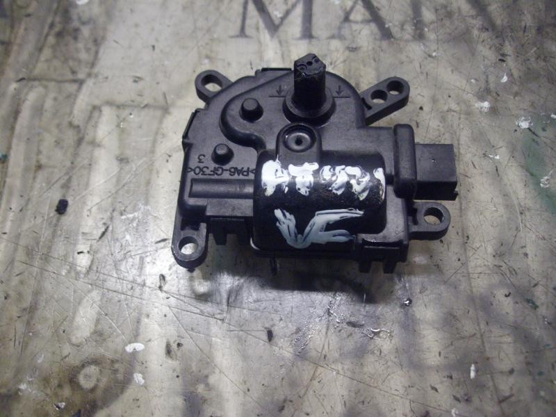 Recambio de motor apertura trampillas climatizador para ford fiesta (cbk) futura referencia OEM IAM   