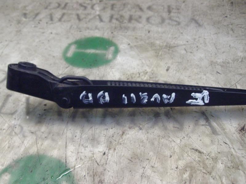 Recambio de brazo limpia delantero derecho para citroën c3 1.4 hdi exclusive referencia OEM IAM   