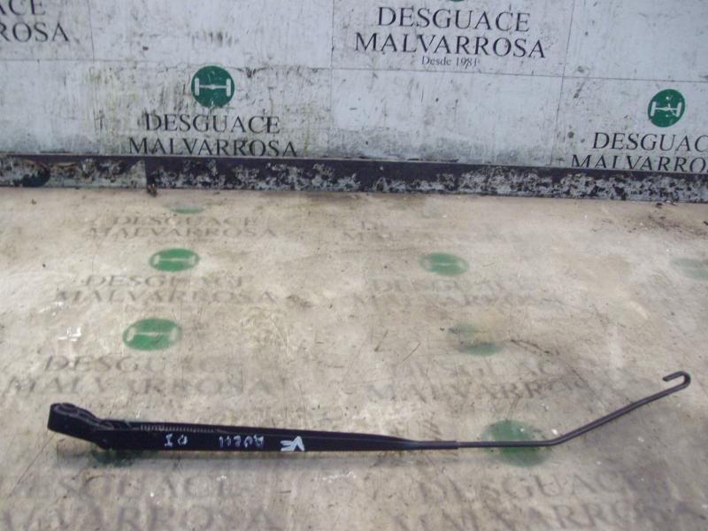 Recambio de brazo limpia delantero izquierdo para citroën c3 1.4 hdi exclusive referencia OEM IAM   