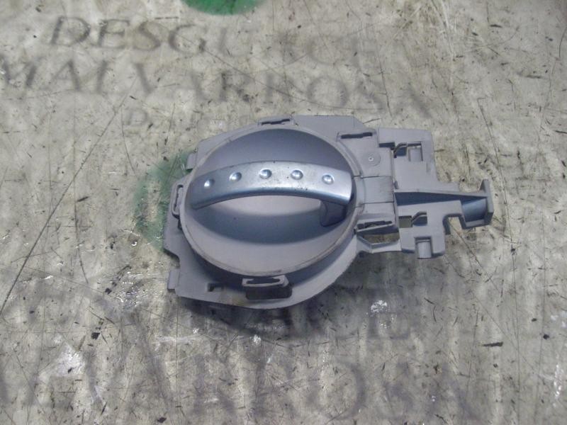 Recambio de maneta interior delantera derecha para citroën c3 1.4 hdi exclusive referencia OEM IAM   