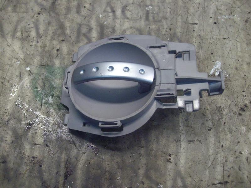 Recambio de maneta interior trasera derecha para citroën c3 1.4 hdi exclusive referencia OEM IAM   