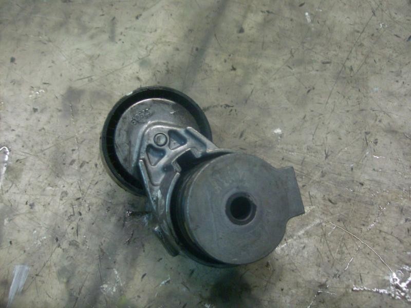 Recambio de tensor correa auxiliar para renault clio iii emotion referencia OEM IAM   