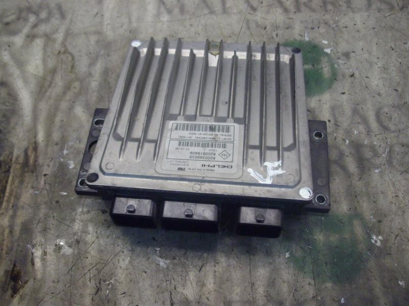 Recambio de centralita motor uce para renault clio iii emotion referencia OEM IAM   