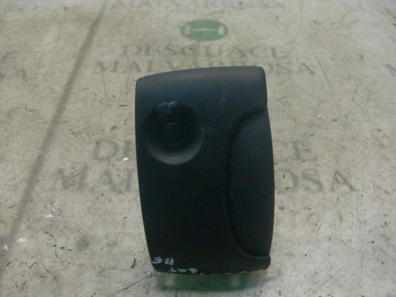 Recambio de maneta exterior lateral derecha para nissan kubistar (x76) premium (l1) referencia OEM IAM   