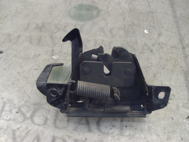 Recambio de cerradura capot para hyundai h 1 h 1 furg.caja cerr.c. quinta referencia OEM IAM 811304A100  