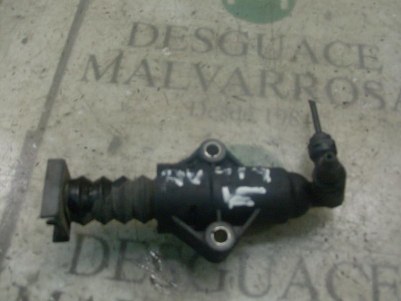 Recambio de bomba embrague para seat leon (1m1) signo referencia OEM IAM   