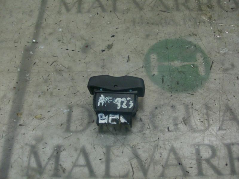 Recambio de mando elevalunas delantero izquierdo para dacia logan ambiance referencia OEM IAM 6001546816  