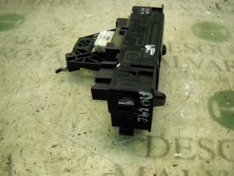 Recambio de mando calefaccion / aire acondicionado para ssangyong musso 2.9 tdi grand lux referencia OEM IAM   