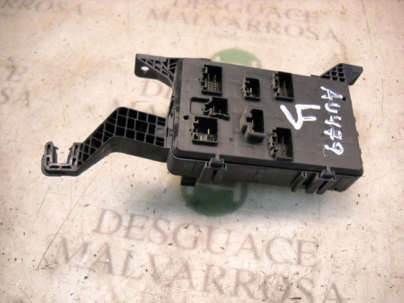 Recambio de caja reles / fusibles para ford mondeo berlina (ge) ambiente referencia OEM IAM   
