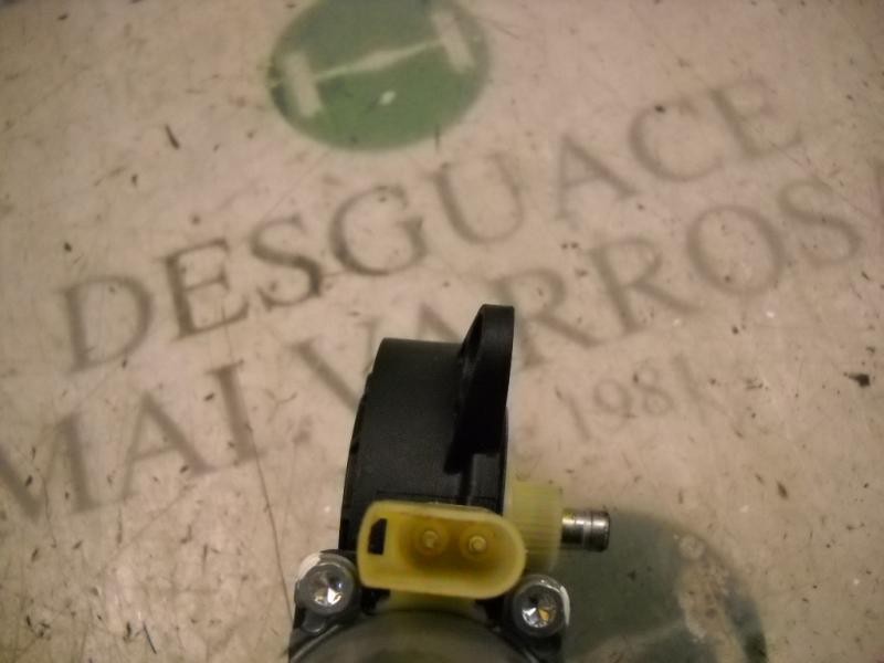 Recambio de motor elevalunas delantero derecho para ford fiesta (cbk) ghia referencia OEM IAM   