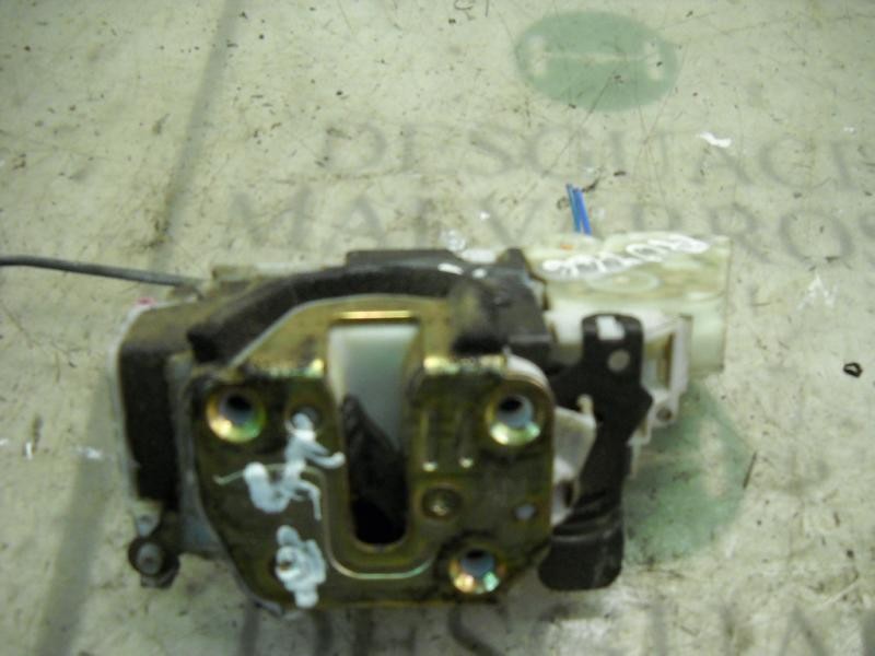 Recambio de cerradura puerta trasera izquierda para nissan pick-up (d22) td doble cabina 4x4 referencia OEM IAM   