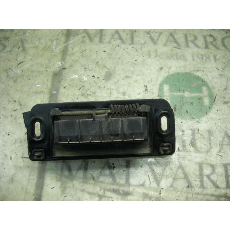 Recambio de maneta porton para nissan almera (n16/e) line up referencia OEM IAM   