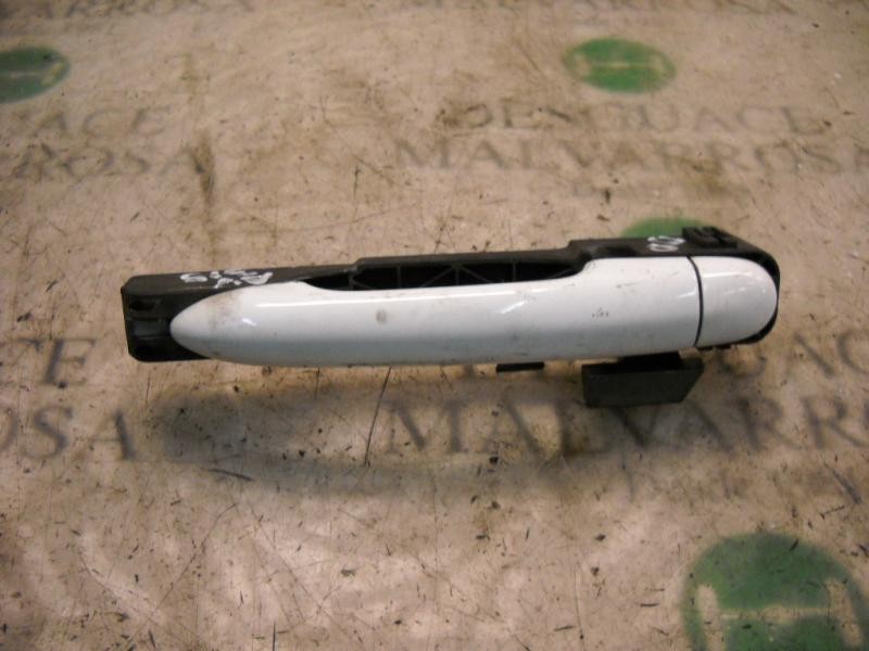 Recambio de maneta exterior delantera derecha para nissan primera berlina (p12) visia referencia OEM IAM   