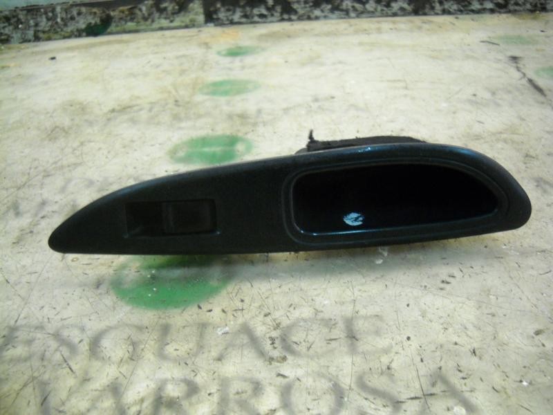 Recambio de mando elevalunas trasero izquierdo para nissan primera berlina (p12) visia referencia OEM IAM   