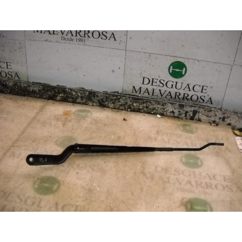 Recambio de brazo limpia delantero izquierdo para ford fiesta (cbk) ghia referencia OEM IAM   