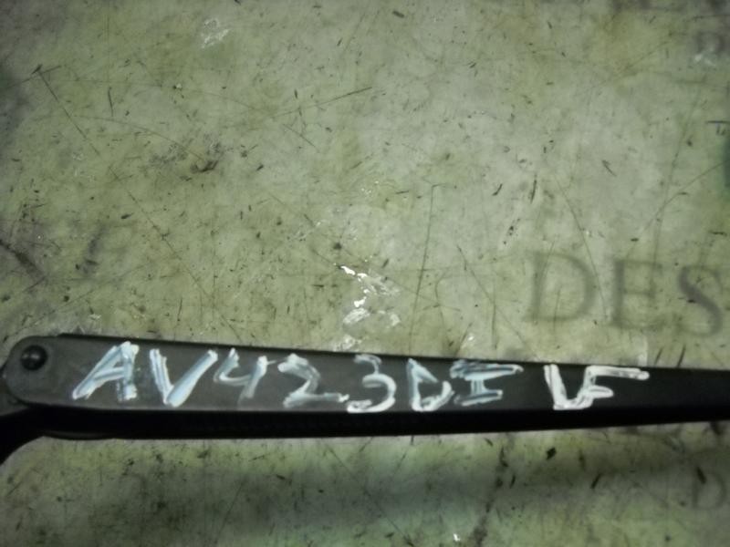 Recambio de brazo limpia delantero izquierdo para ford fiesta (cbk) ghia referencia OEM IAM   