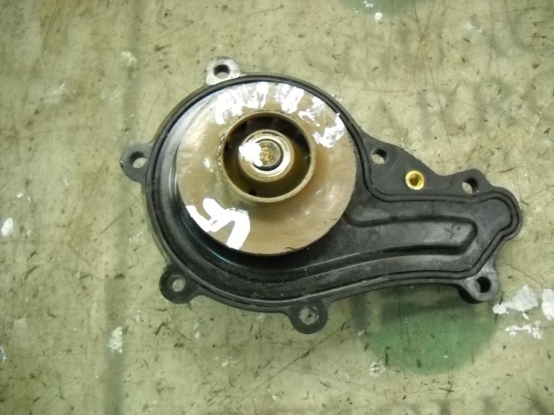 Recambio de bomba agua para ford fiesta (cbk) ghia referencia OEM IAM   
