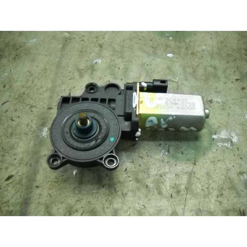 Recambio de motor elevalunas delantero derecho para ford fiesta (cbk) ghia referencia OEM IAM   