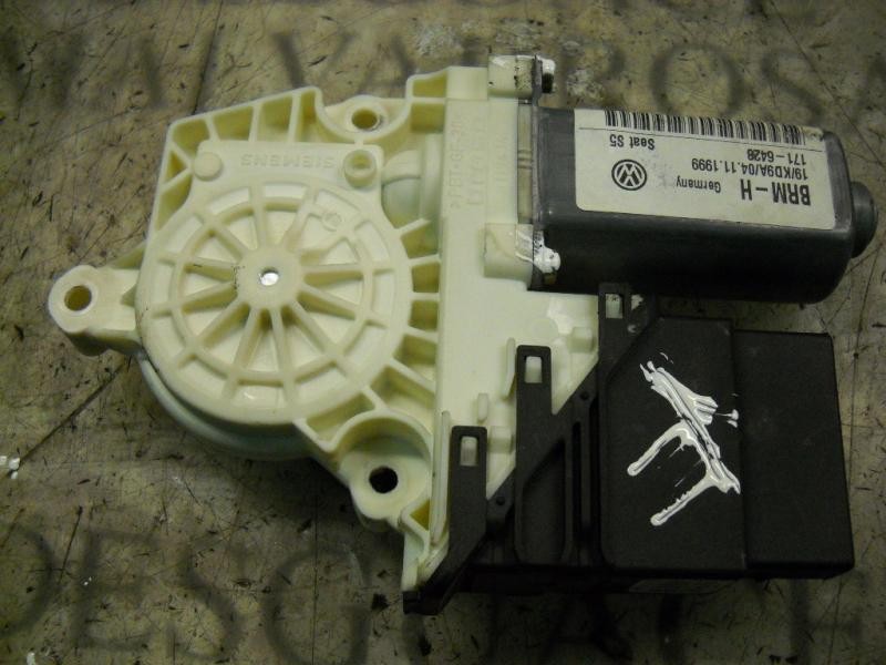 Recambio de motor elevalunas trasero derecho para seat leon (1m1) signo referencia OEM IAM   