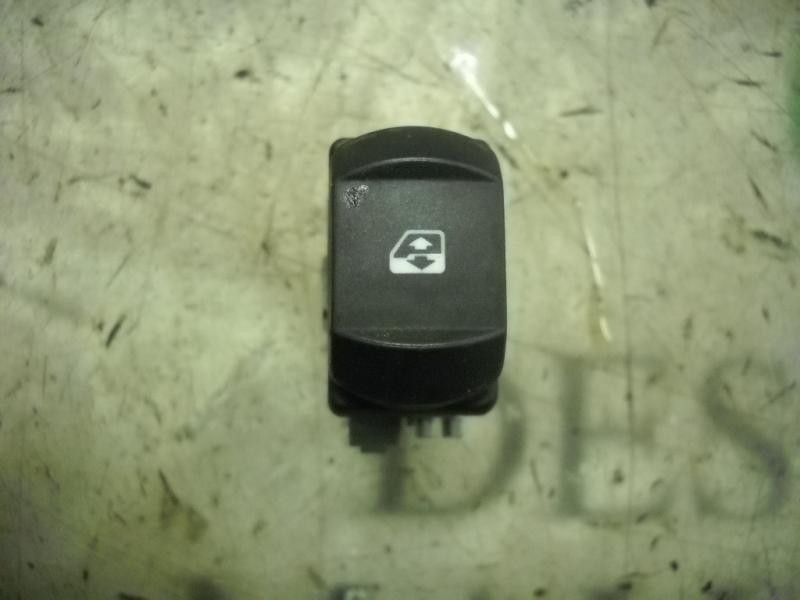 Recambio de mando elevalunas delantero derecho para renault megane ii berlina 5p authentique referencia OEM IAM   