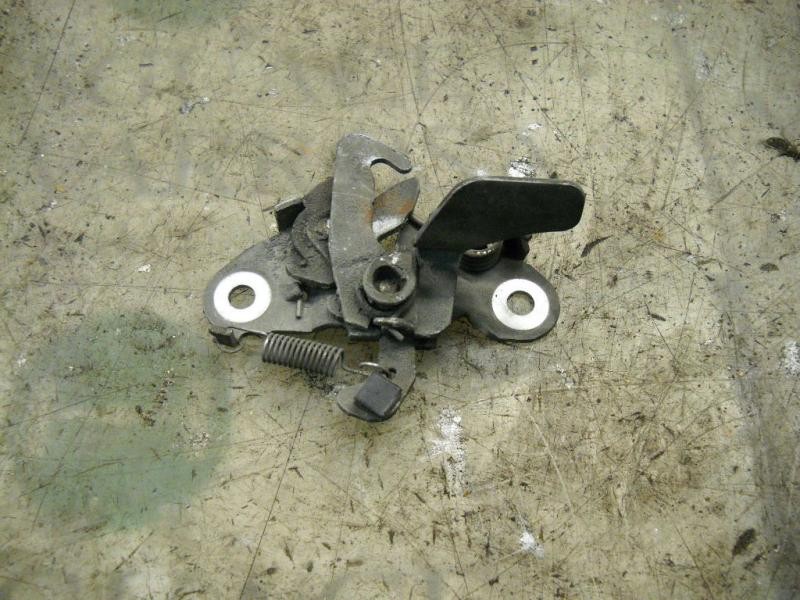 Recambio de cerradura capot para peugeot 206 berlina 1.9 diesel referencia OEM IAM   