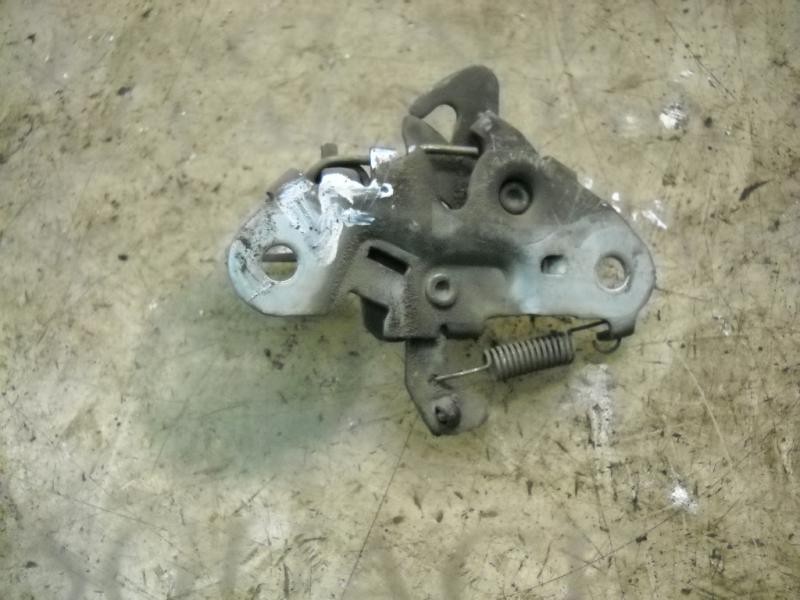 Recambio de cerradura capot para peugeot 206 berlina 1.9 diesel referencia OEM IAM   