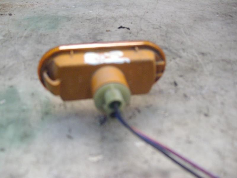 Recambio de piloto lateral izquierdo para ford fiesta (cbk) trend referencia OEM IAM   